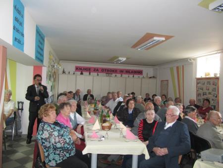 Tradicionalno srečanje starejših občanov starih 70 in več let 2015 4